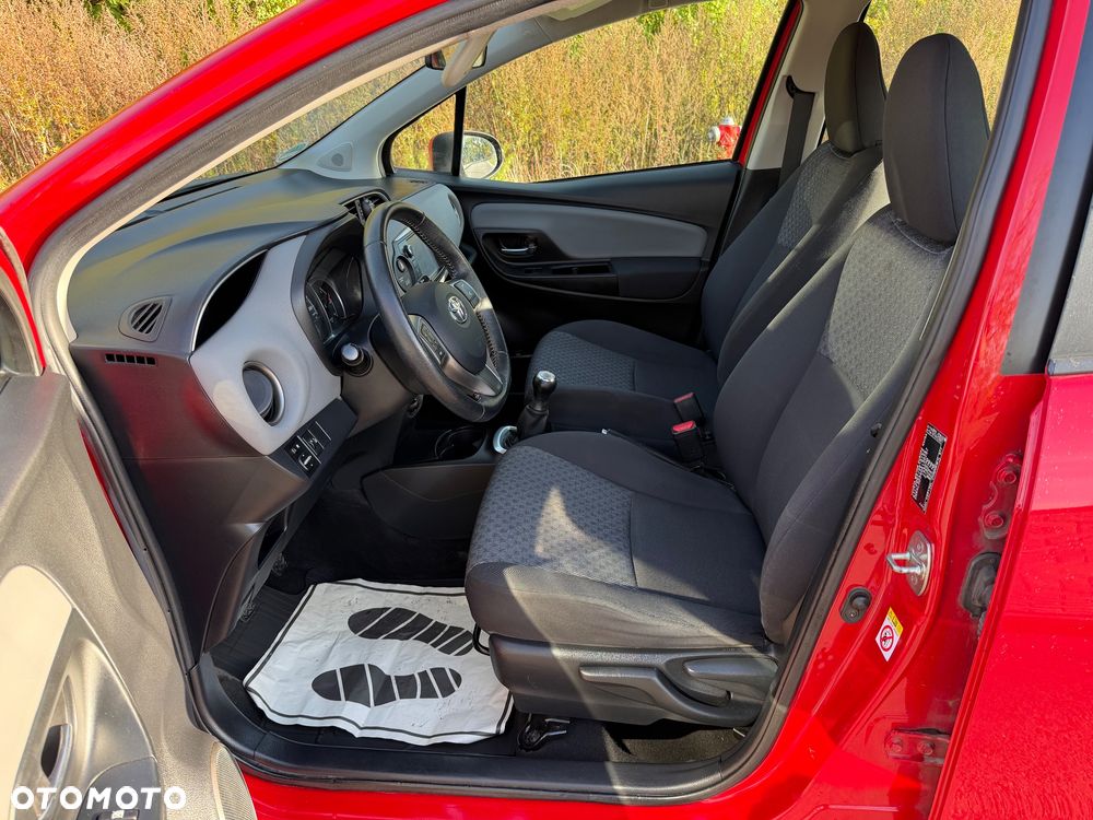 Toyota Yaris - 13