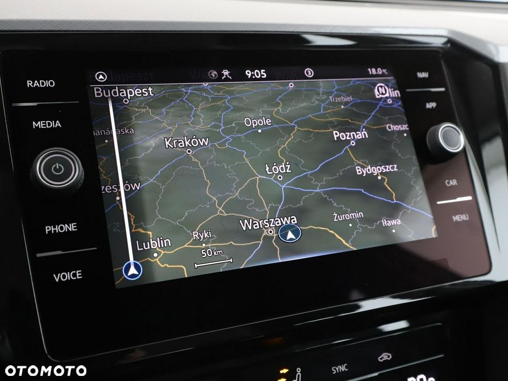 Volkswagen Passat Variant 2.0 TDI SCR DSG Business - 27