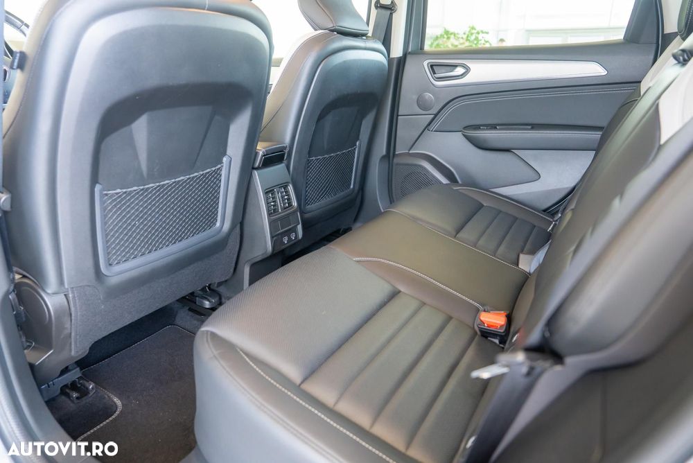 Renault Arkana E-TECH 145 Evolution - 19