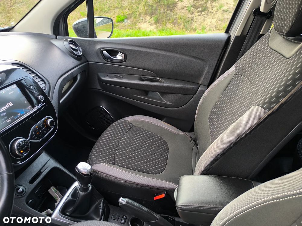 Renault Captur 1.2 Energy TCe Limited - 16