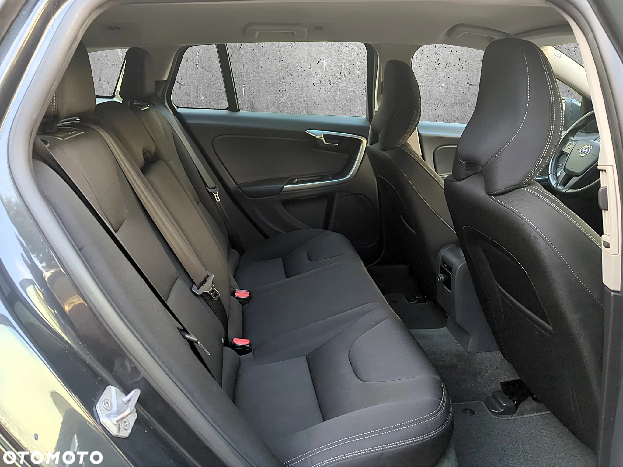 Volvo V60 D2 Drive-E Summum - 17