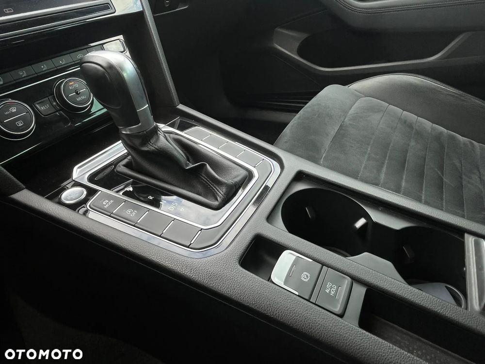 Volkswagen Passat 2.0 TDI BMT Highline DSG - 18