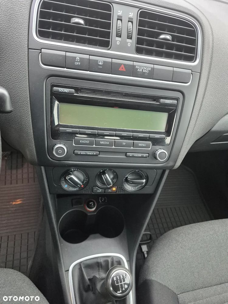 Volkswagen Polo - 14