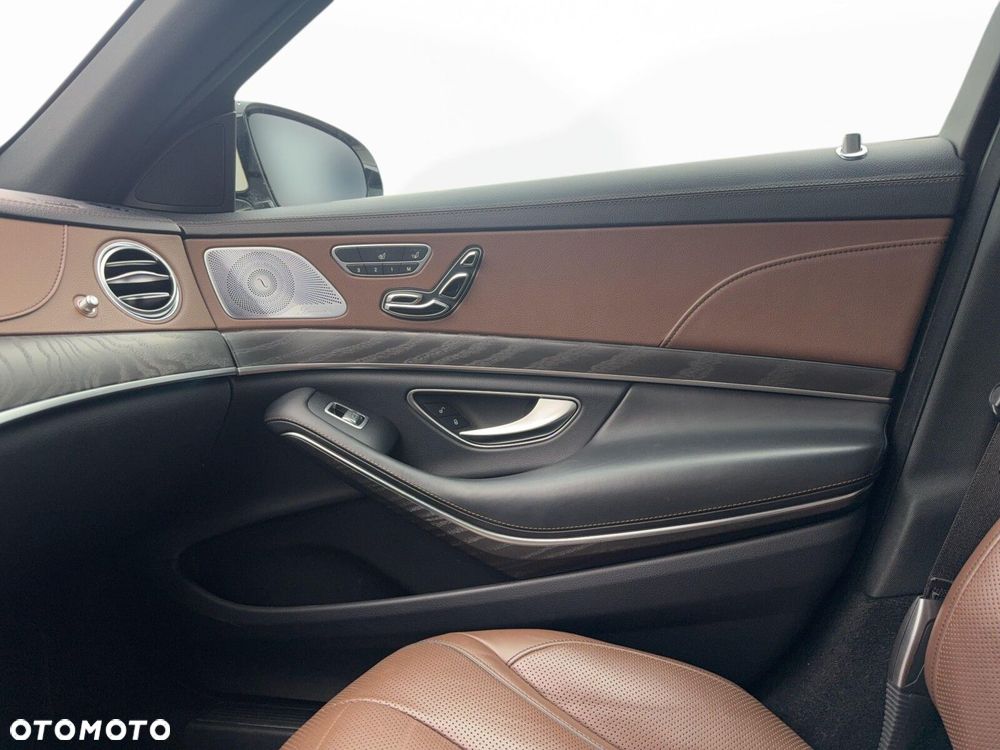 Mercedes-Benz Klasa S 400 d 4-Matic L 9G-TRONIC - 35