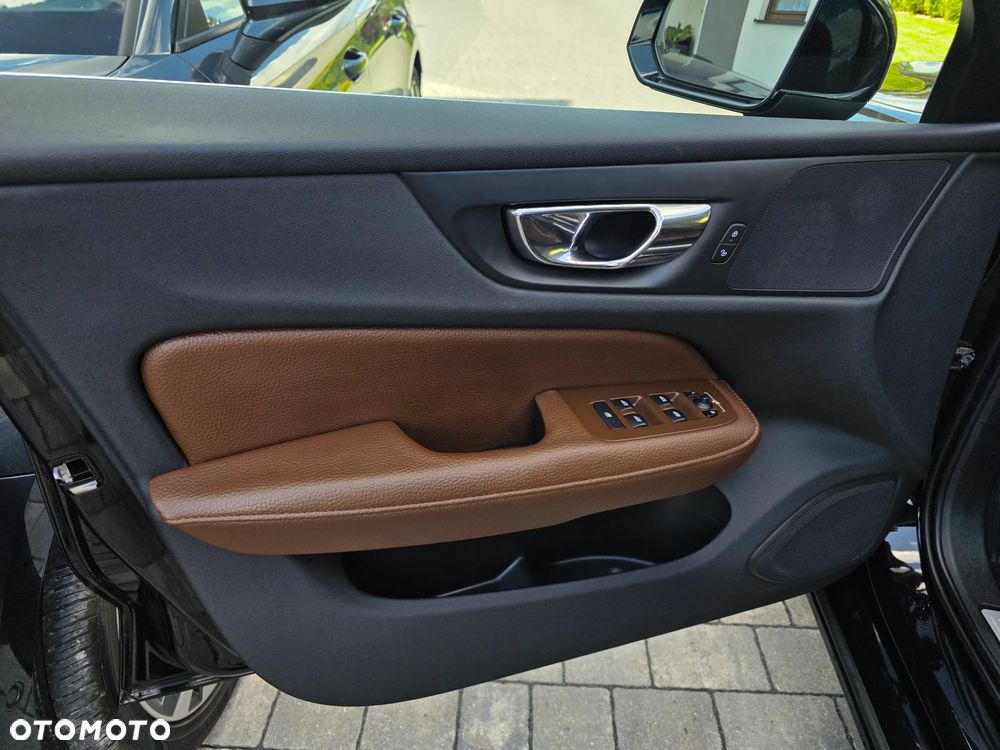 Volvo V60 T5 Geartronic Momentum Pro - 19