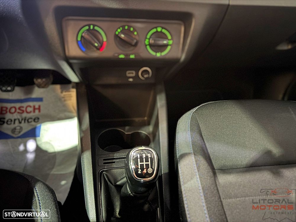 Skoda Fabia 1.0 Active Plus - 24