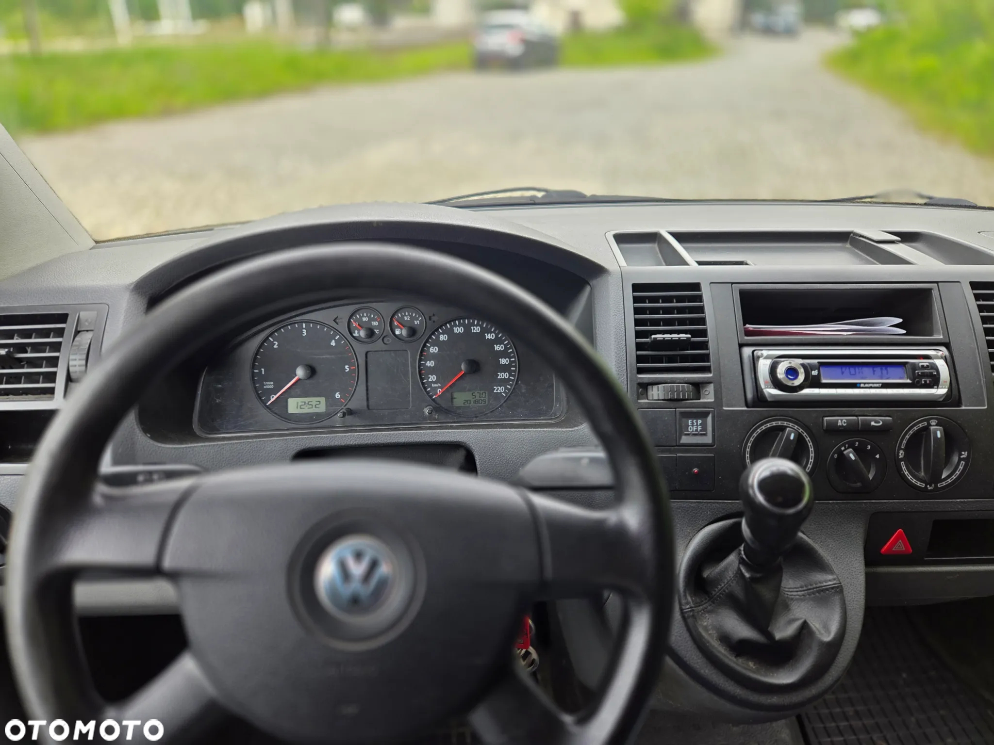 Volkswagen Transporter - 8