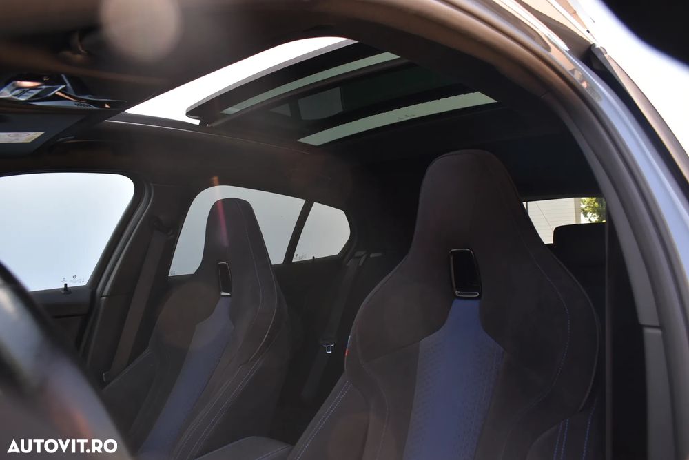 BMW M1 M135i xDrive AT - 20