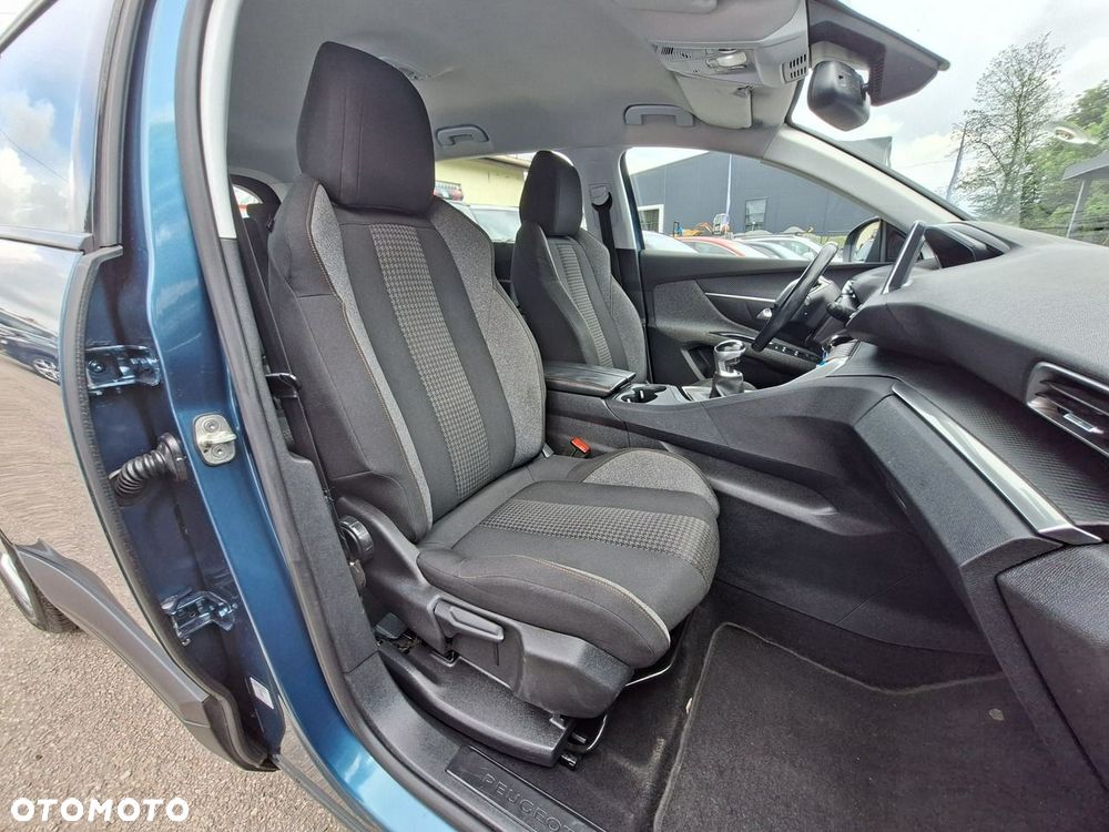 Peugeot 5008 BlueHDi 130 Allure Pack - 22