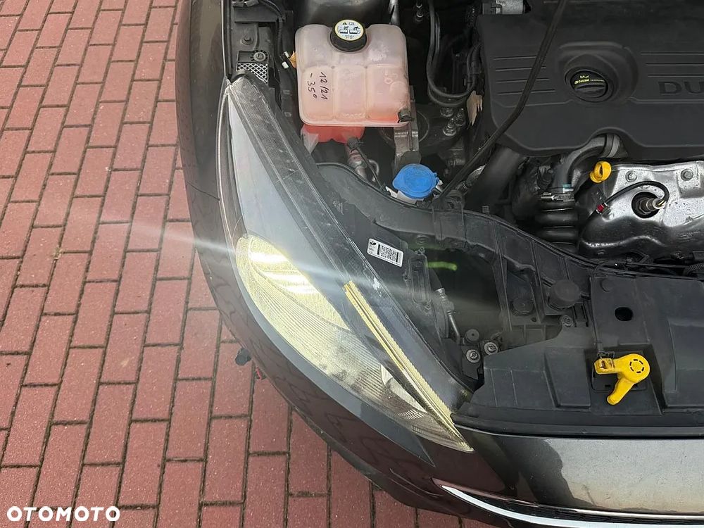 Ford Focus 1.5 EcoBlue Start-Stopp-System ST-LINE DESIGN - 30