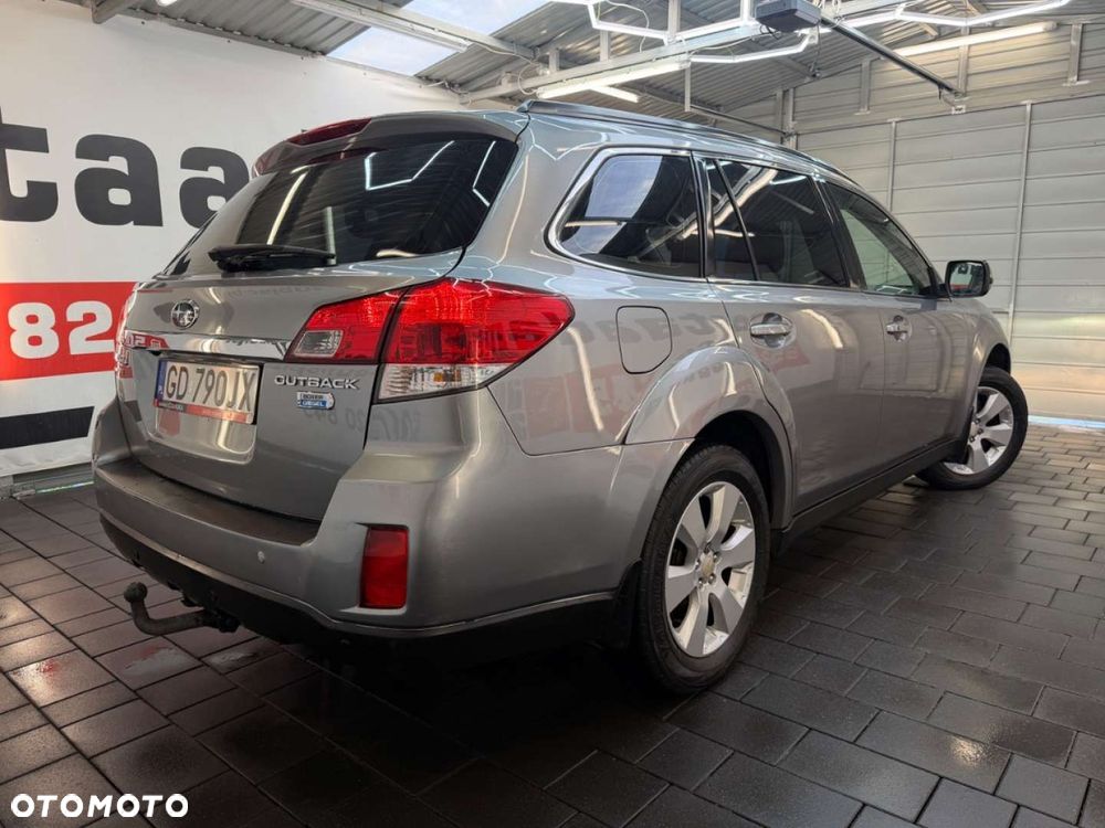 Subaru Outback - 14