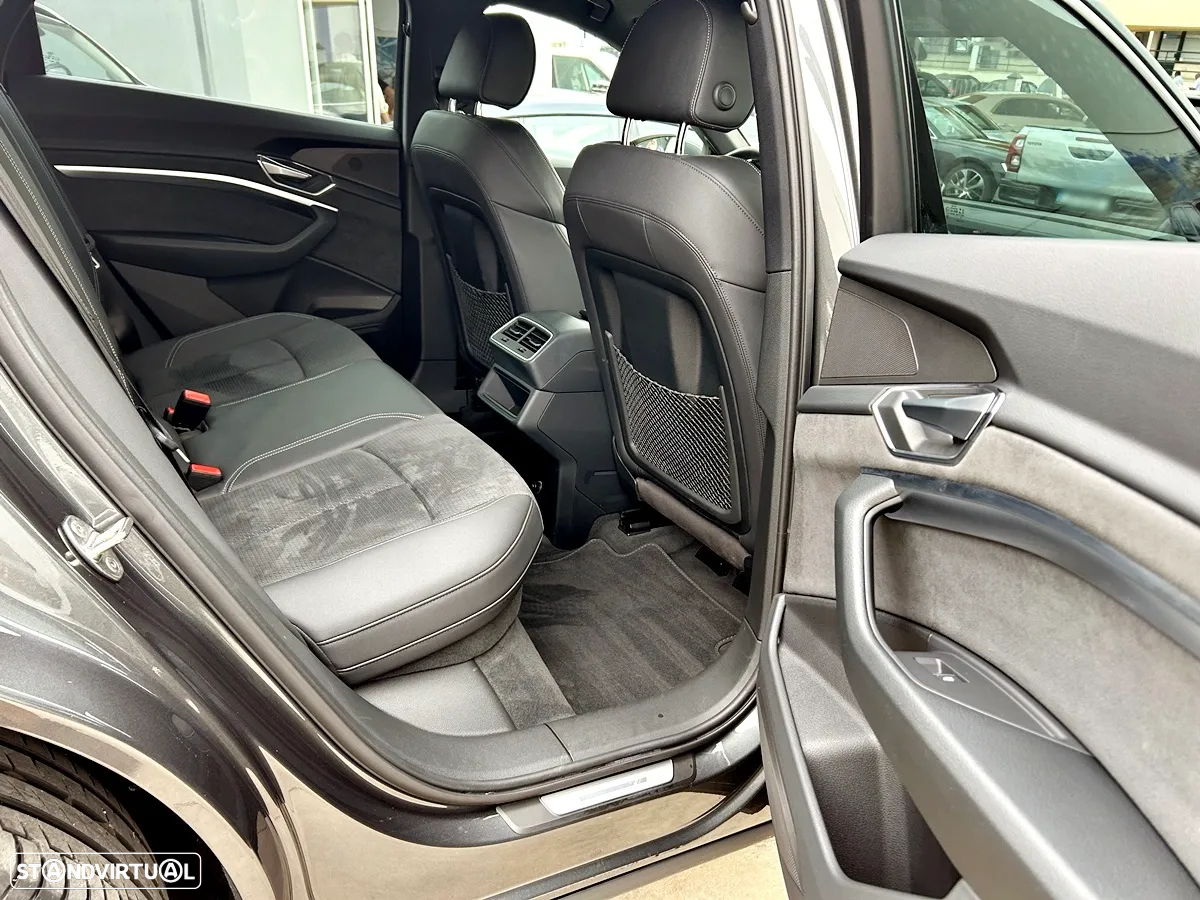 Audi e-tron 55 quattro S line - 30