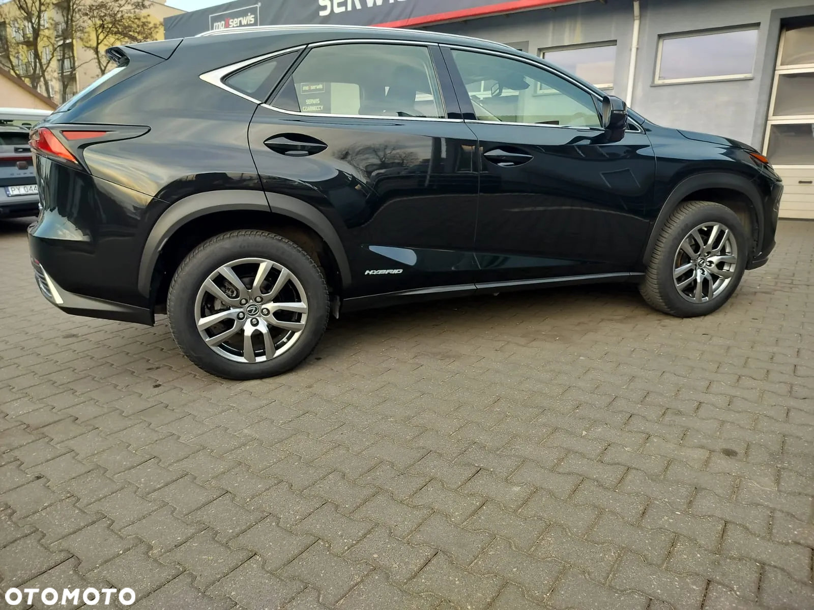 Lexus NX 300h Business Edition AWD - 30
