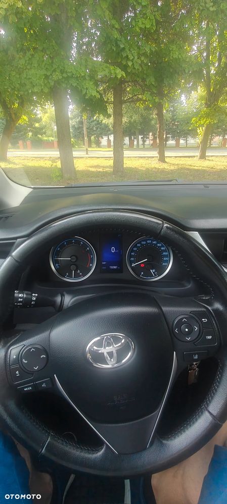 Toyota Corolla 1.6 Comfort - 19