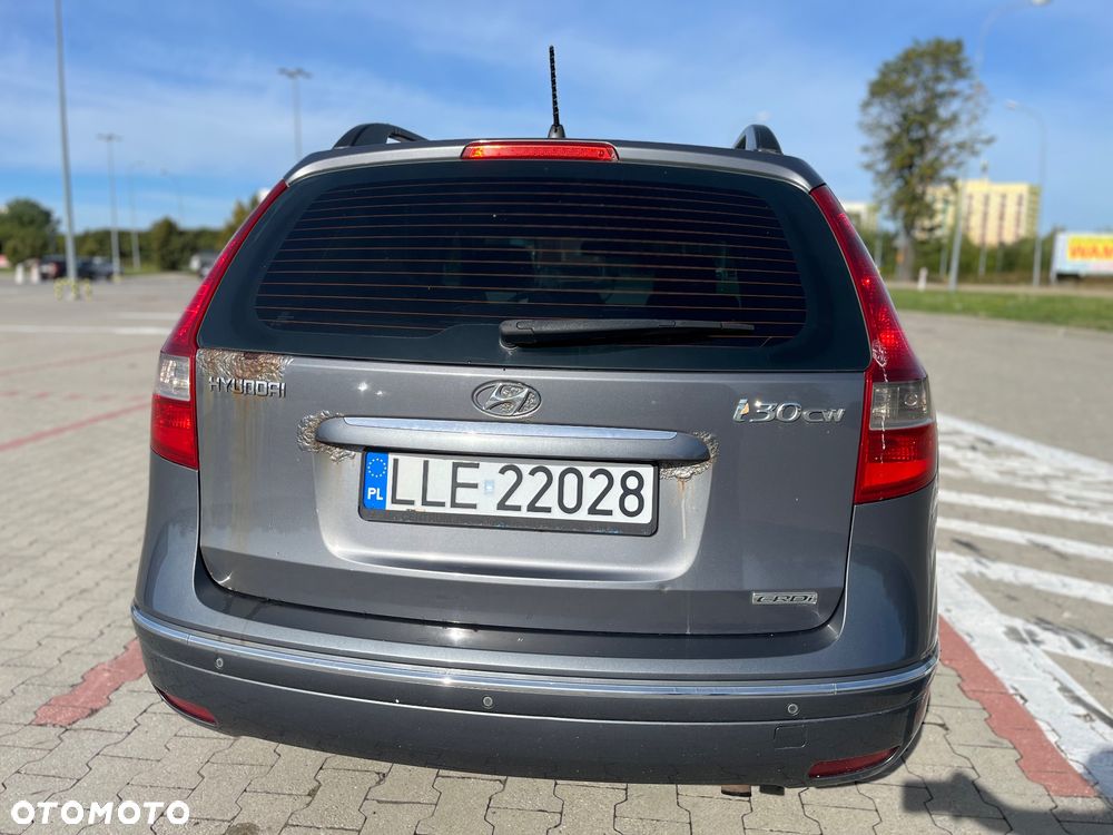 Hyundai i30 1.6 CRDi Classic + World Cup - 4