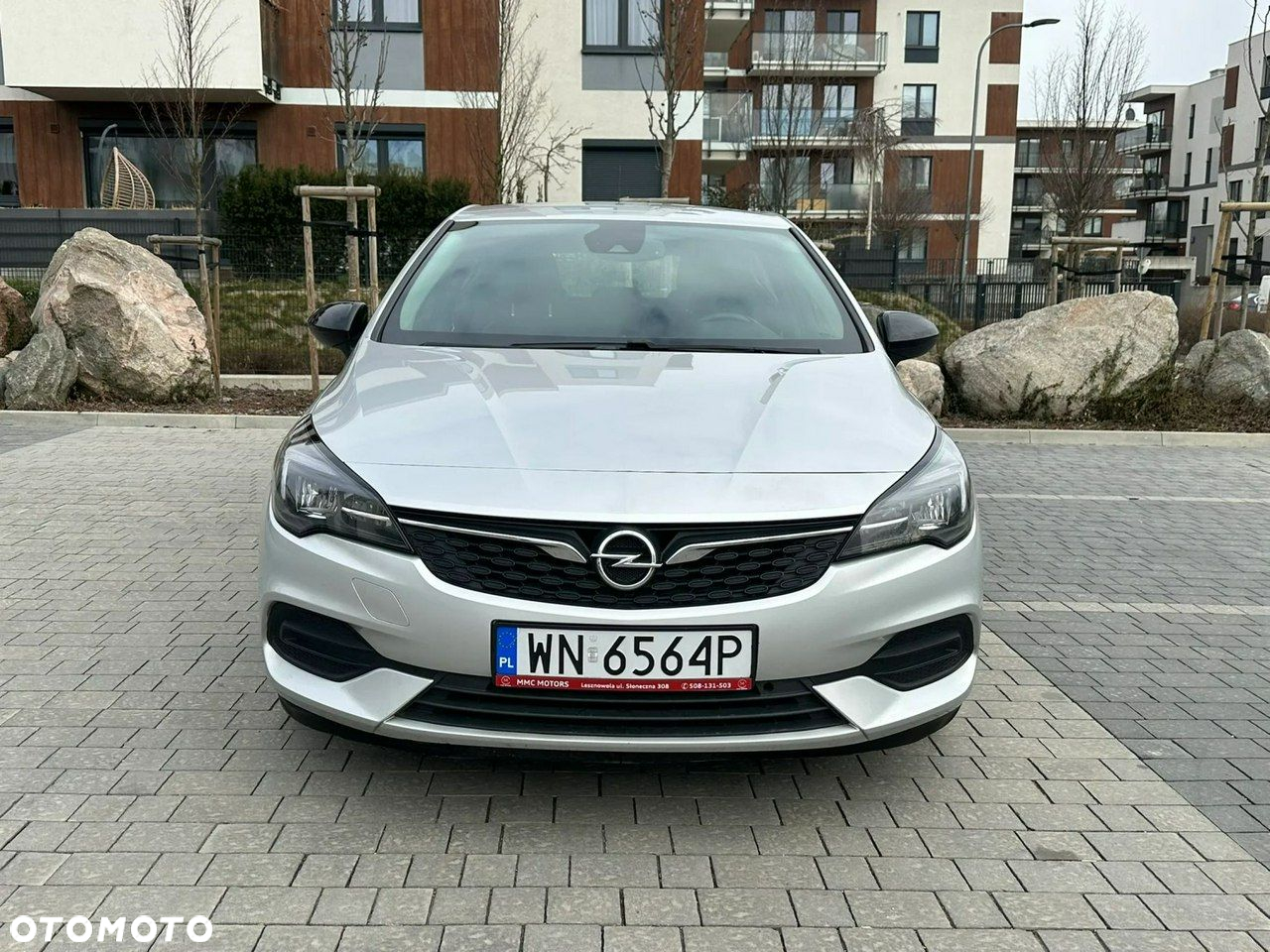Opel Astra V 1.2 T Elegance S&S - 8