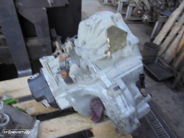 Caixa Velocidades GC02000FB  K13269 2K29N 2TF1013269 MAZDA 6 2003 2.0I 140 CV 4P VERMELHO DIESEL 5V - 2