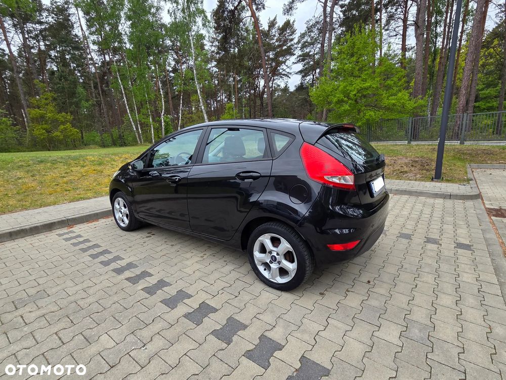 Ford Fiesta 1.25 Champions Edition - 13