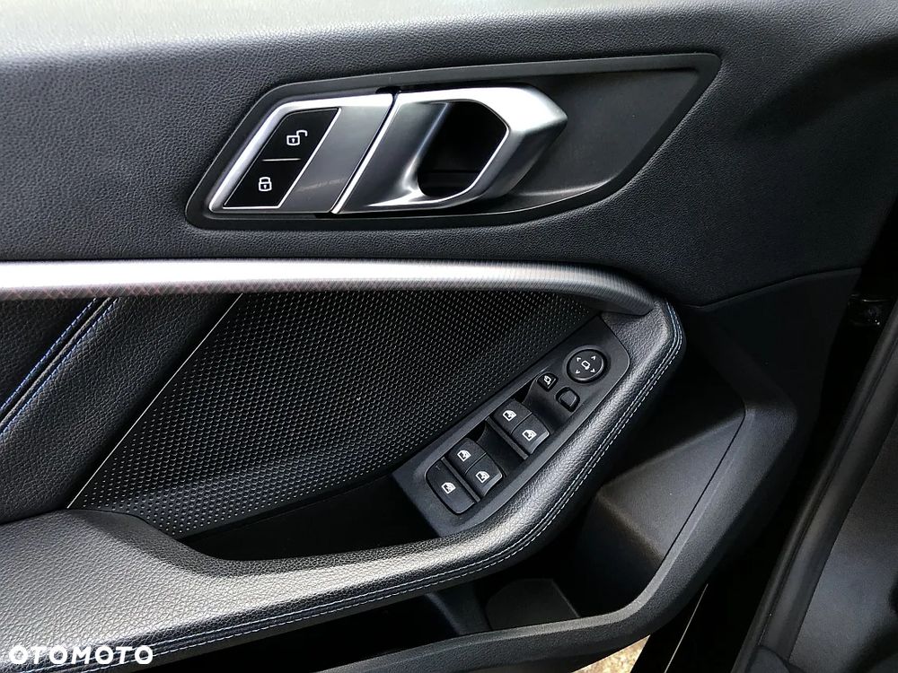 BMW Seria 1 116i M Sport - 26