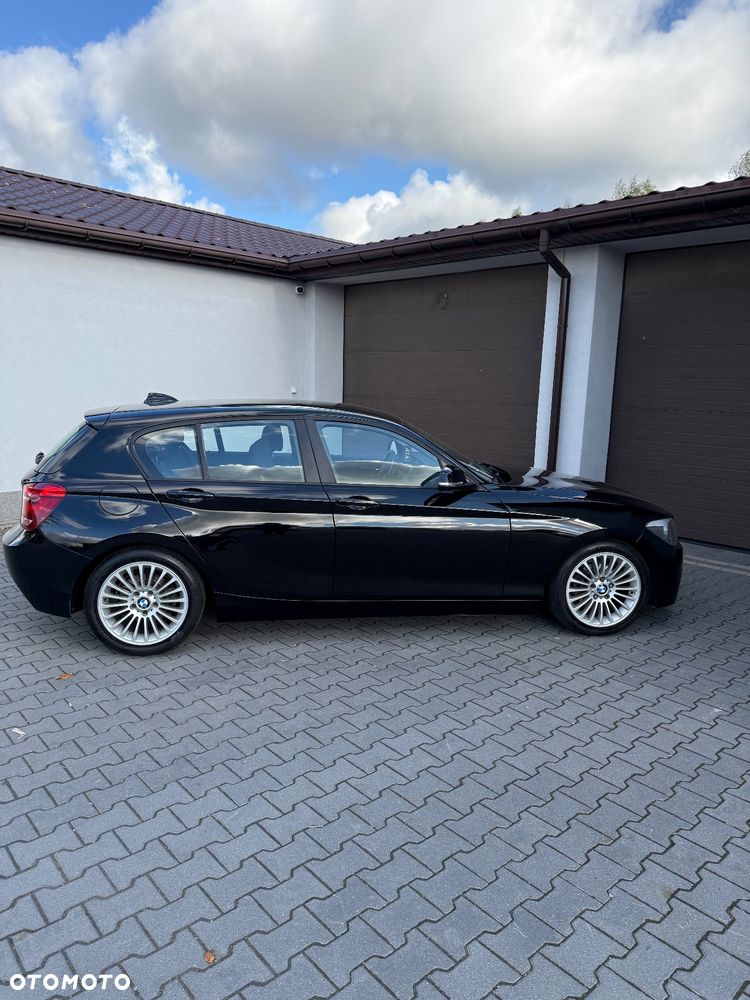 BMW Seria 1 116i - 8