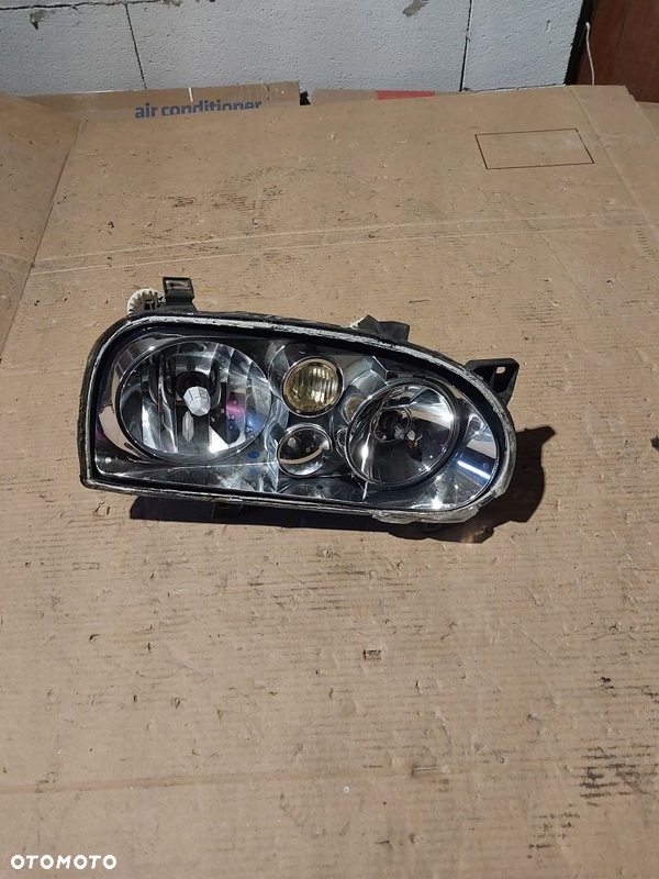 Golf 3 III MK3 mk vw volkswagen prawa lampa przednia przód GTI hella