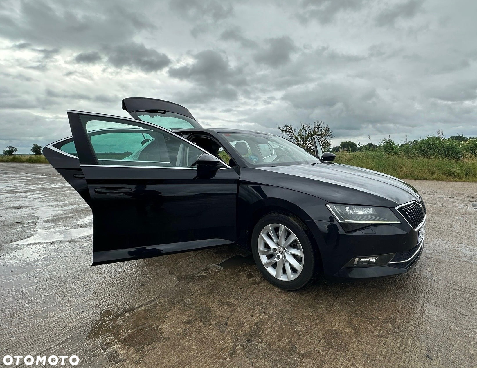 Skoda Superb 2.0 TDI SCR Ambition DSG - 12
