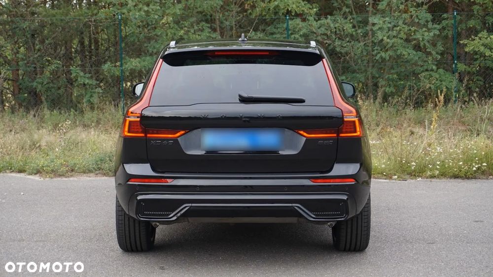 Volvo XC 60 B5 B AWD Plus Black Edition - 5