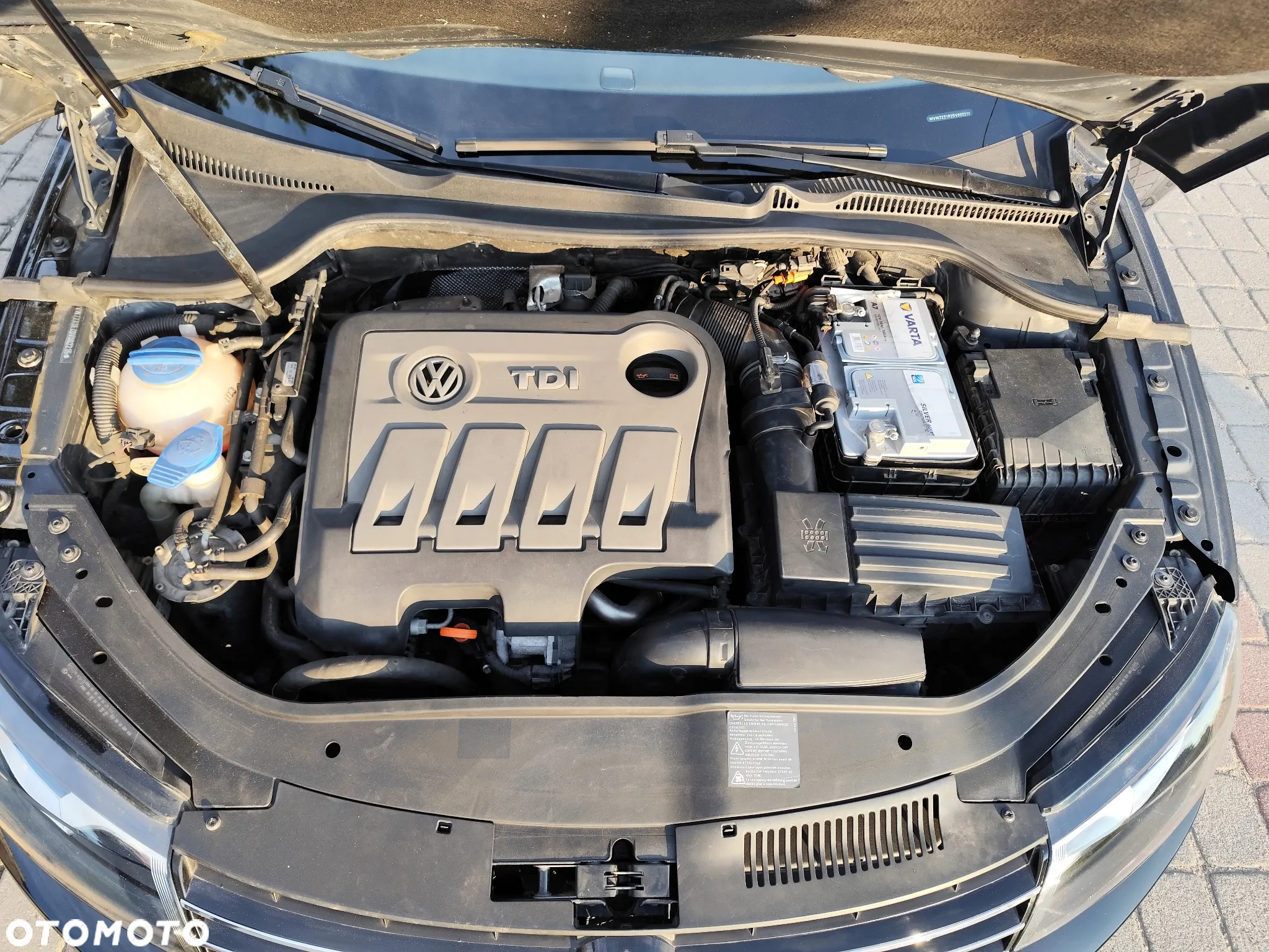 Volkswagen Eos 2.0 TDI DPF BlueMotion Technology - 17