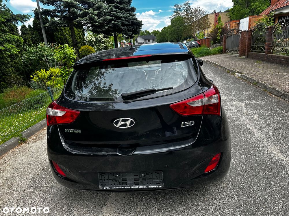 Hyundai i30 1.4 Premium - 12