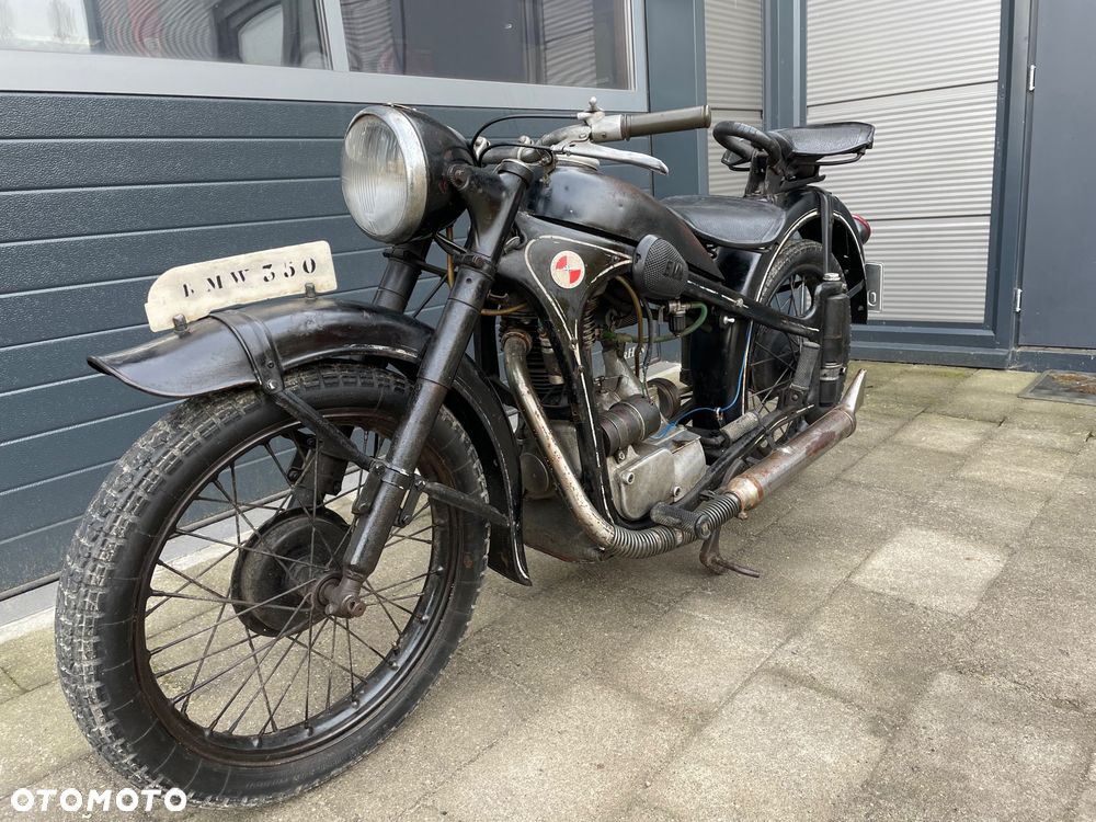 BMW R - 3