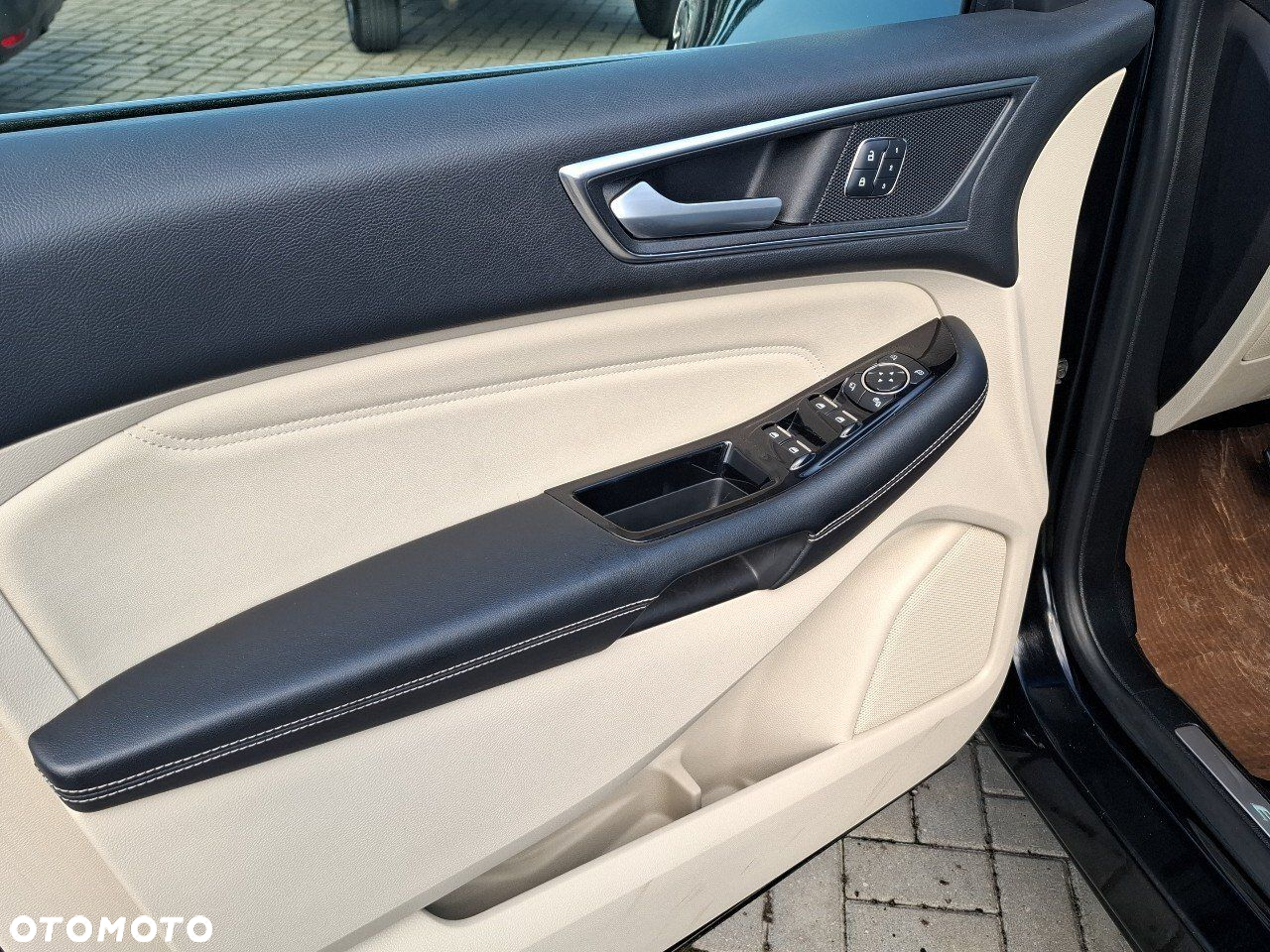 Ford Edge 2.0 TDCi Twin-Turbo 4WD Titanium - 15
