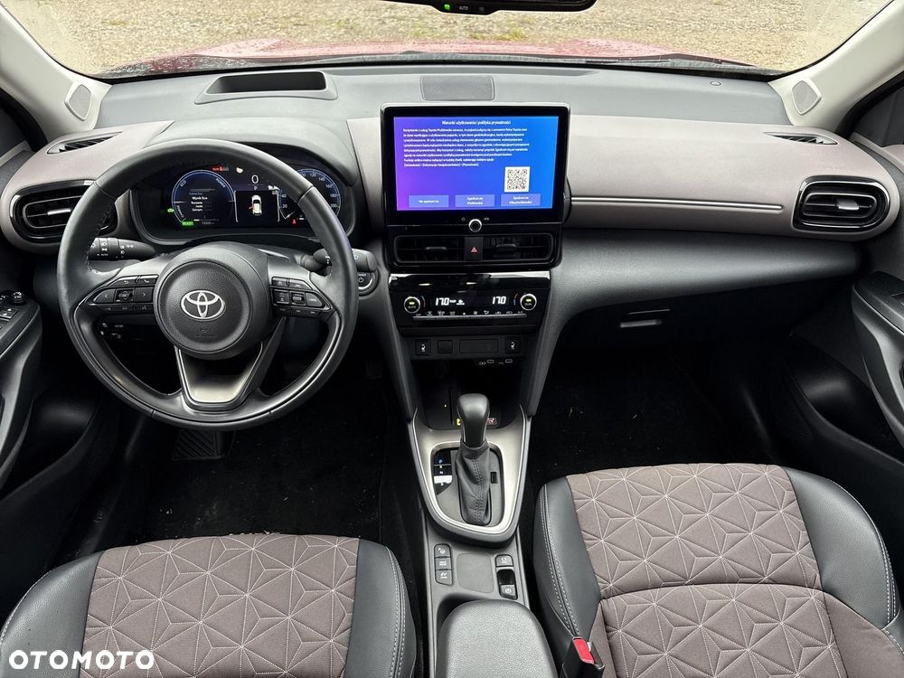 Toyota Yaris Cross Hybrid 1.5 Executive - 13