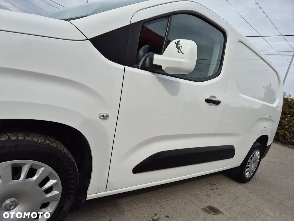 Opel COMBO - 18