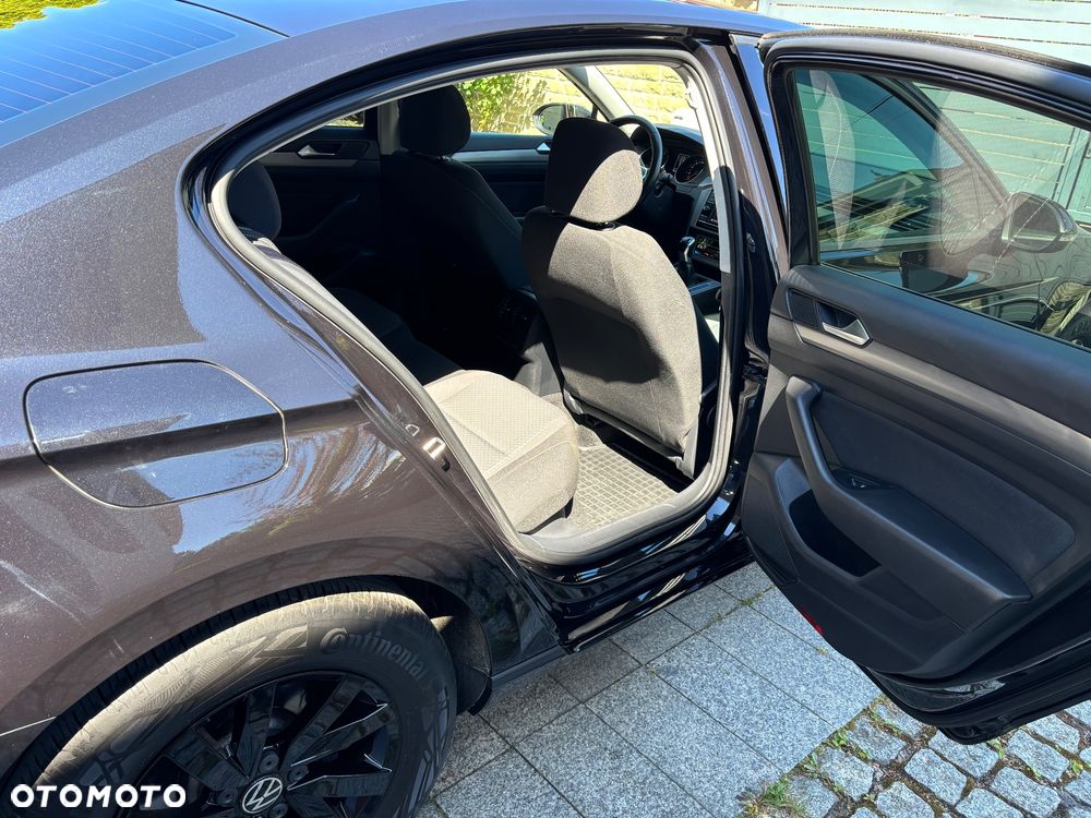 Volkswagen Passat 1.5 TSI EVO Essence - 18