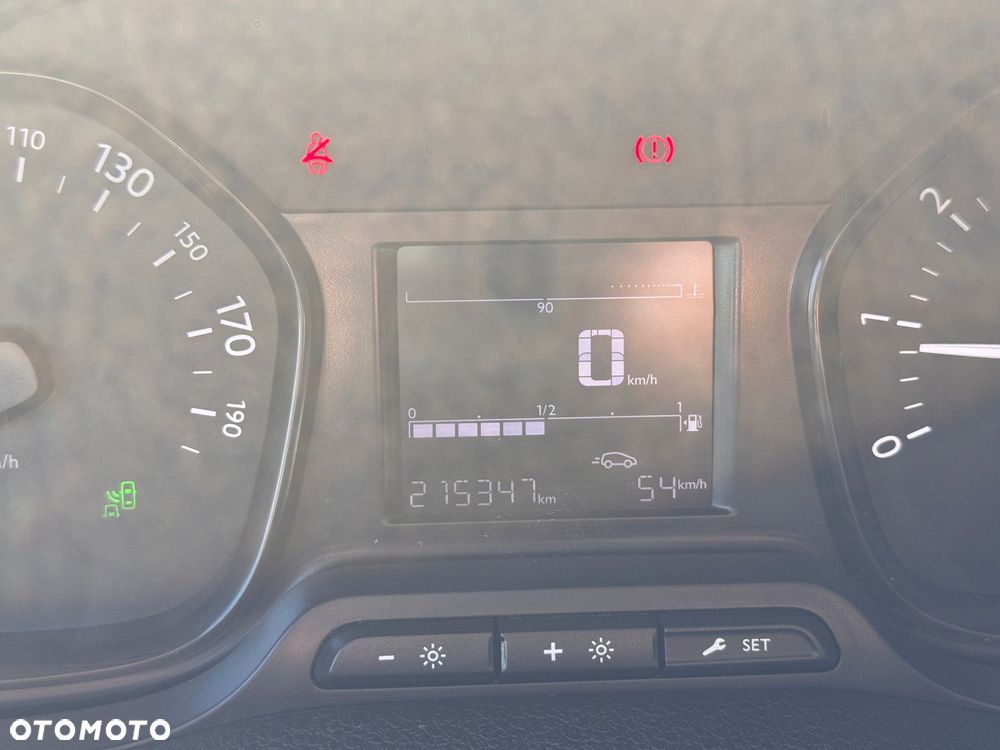 Opel Vivaro - 9