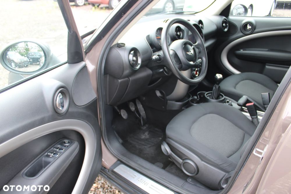 MINI Countryman One D - 6