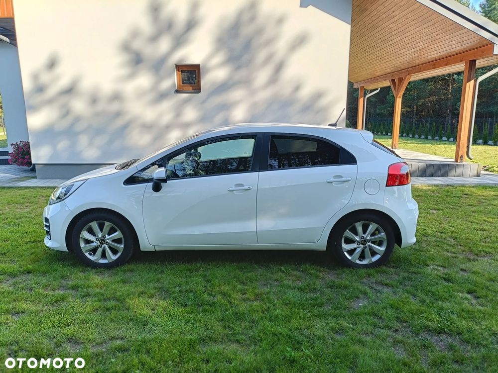 Kia Rio - 7