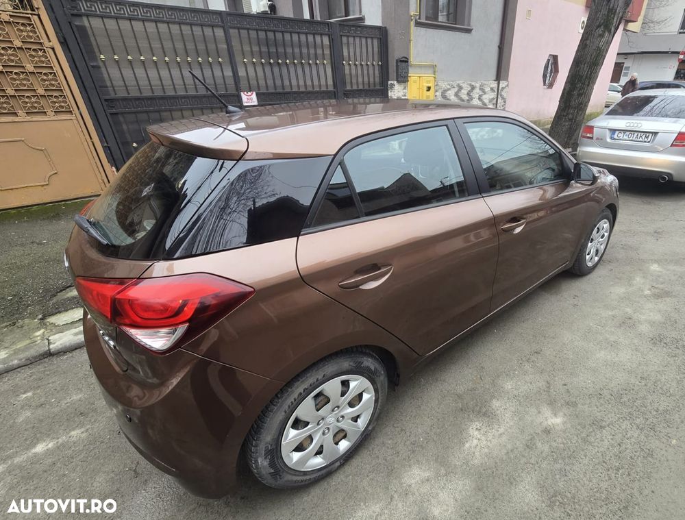 Hyundai i20 1.25 75CP M/T Comfort - 10