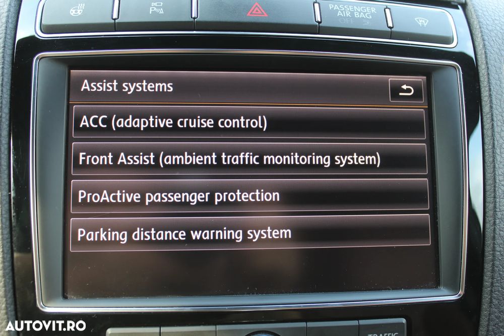 Volkswagen Touareg 3.0 V6 TDI BMT - 31