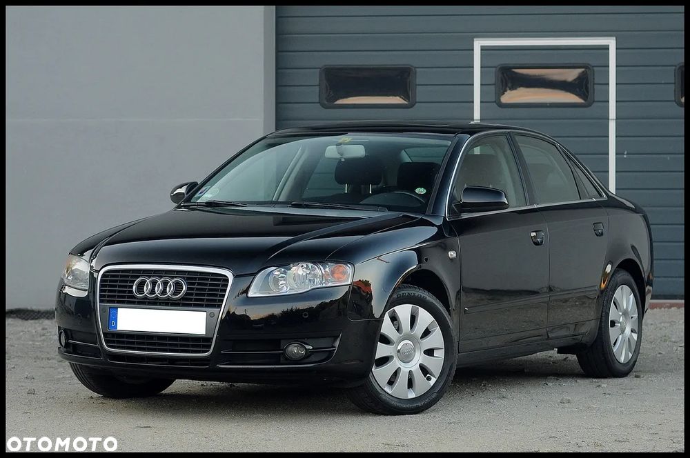 Audi A4 Limousine - 11