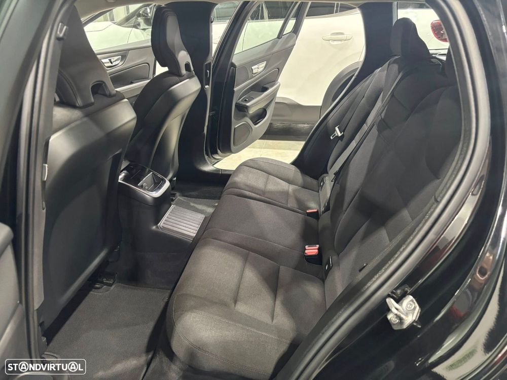 Volvo V60 2.0 T6 AWD TE Inscription Expression - 17