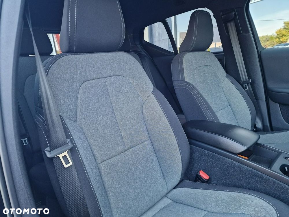Volvo XC 40 T4 Plug-In Hybrid Core - 24