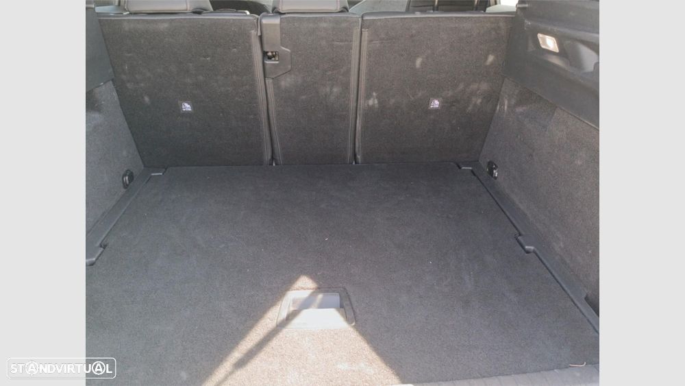 Peugeot 3008 1.2 Hybrid Allure e-DCS6 - 17