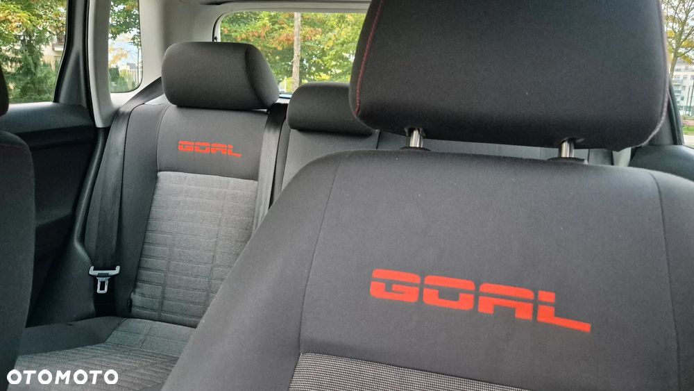 Volkswagen Polo - 13