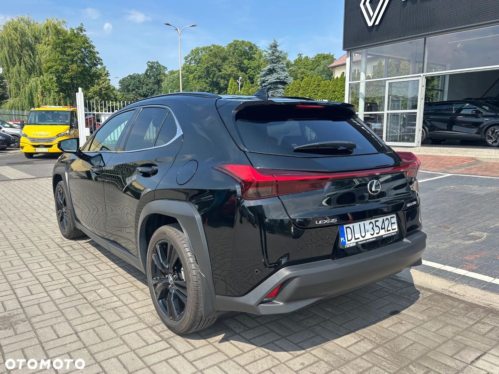 Lexus UX - 7