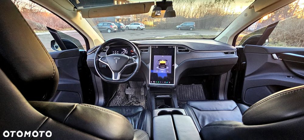 Tesla Model X Long Range Plus - 7