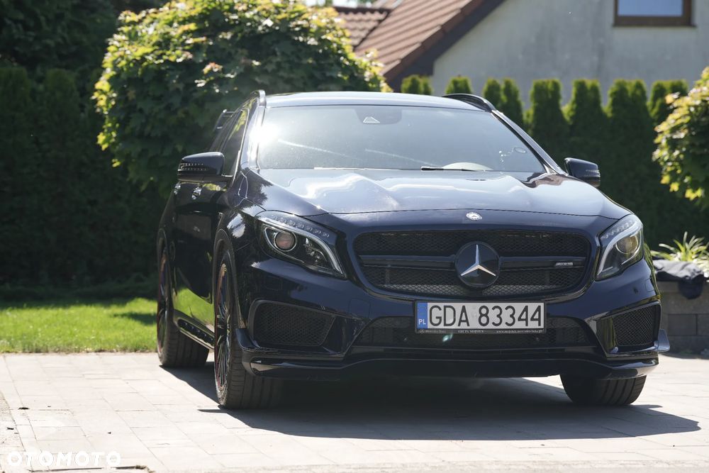 Mercedes-Benz GLA - 5