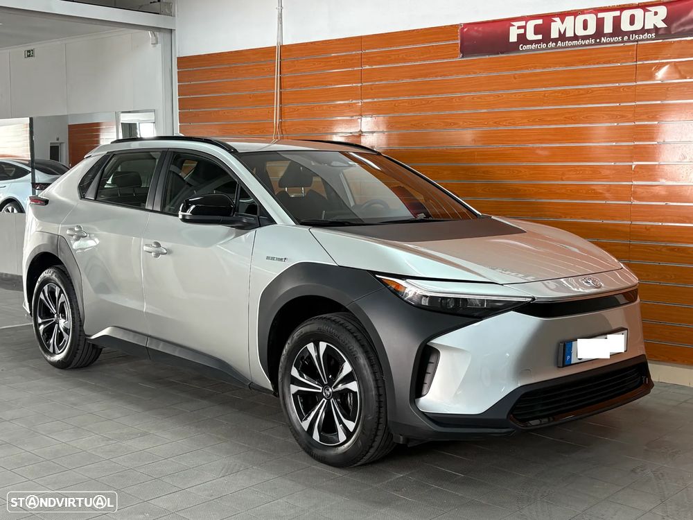 Toyota bZ4X Lounge - 6