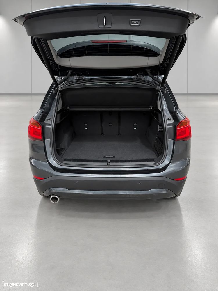 BMW X1 - 13