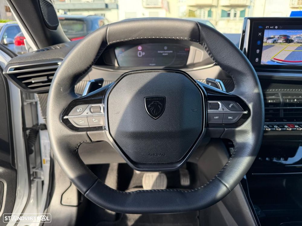 Peugeot 2008 1.2 Hybrid Allure e-DCS6 - 20